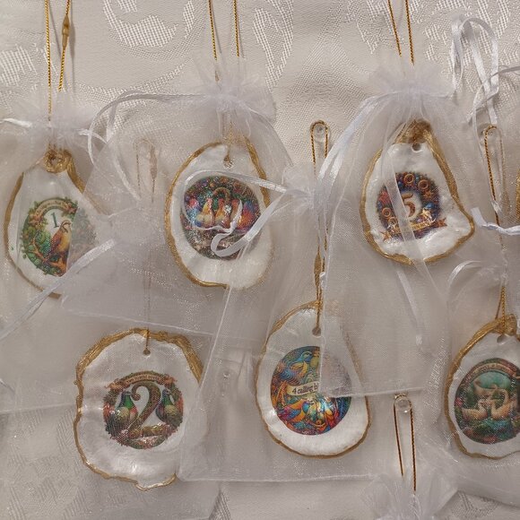 Glorious Gold #4 12 Days of Christmas Oyster Shell Ornaments + 2 Bonus Ornaments - Picture 6 of 12